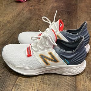 New Balance Fresh Foam Roav